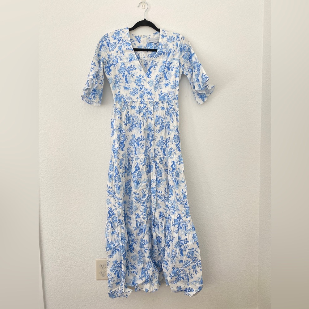 Blue and white floral Tuckernuck Maxi dress in XS